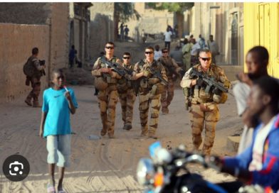 L’abandon du Mali par les Wagner : une logique de profit et de cynisme géopolitique  – Par Mohd Eleya