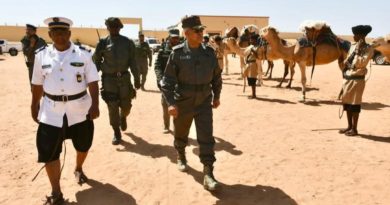 الفريق أبراهيم فال يتفقد تشكيلات الحرس الوطني على طول طريق الأمل و حتى أنبيكت لحواش