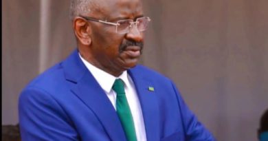 الوزير الذي يروّض العواصف بصمت الأكاديميين