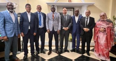 Mauritanie – Benin : les deux délégations celle du Ministère des Domaines et celle de l&rsquo;ANDF du Benin tiennent une séance de Travail à Cotonou (05 Photos)