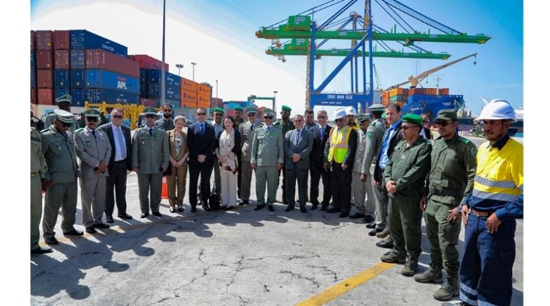 Le directeur général des Douanes algériennes visite le Port autonome de Nouakchott et la Direction de la surveillance du territoire national